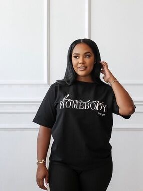 Fancy Homebody Signature Tee and Biker Short Set NWT